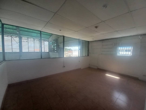 Se Vende Galpón En La Zona Industrial Del Estado Carabobo D31-02
