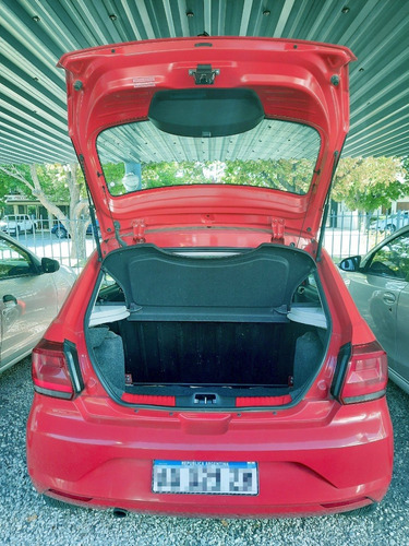 Imagen 8 de 10 de Volkswagen Gol Trend Confortline 1.6 Msi 2017