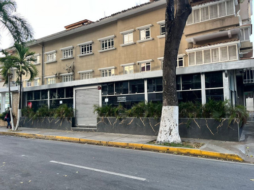 Traspaso De Fondo De Comercio Las Mercedes, Cerca De Makao Café. Hermoso Y Moderno Local Restaurant. (r.o)