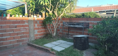 Alquilo Dpto De 2 Dormitorios Muy Bien Ubicado