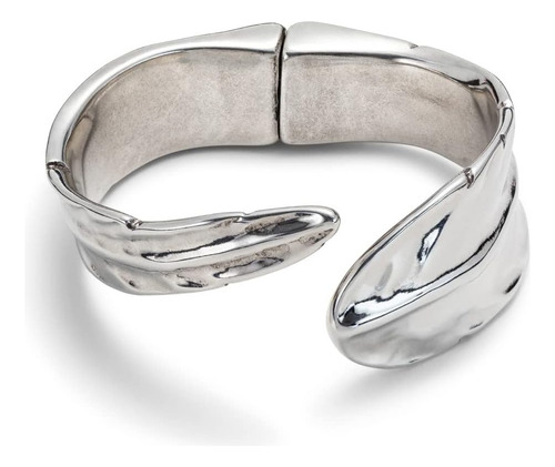 Uno De 50 Pulsera En Mezcla De Metales Recubierta De Plata.