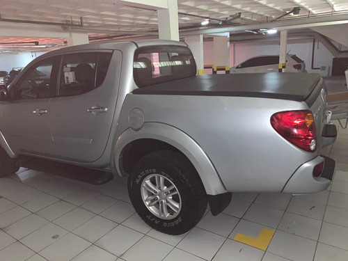 Mitsubishi L200 3.2 Triton Hpe Cab. Dupla 4x4 Aut. 4p 2015