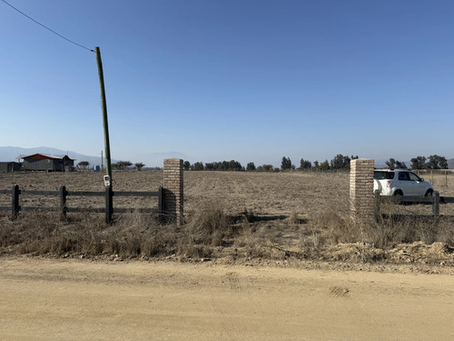Venta De Parcela En Condominio Cerrado.