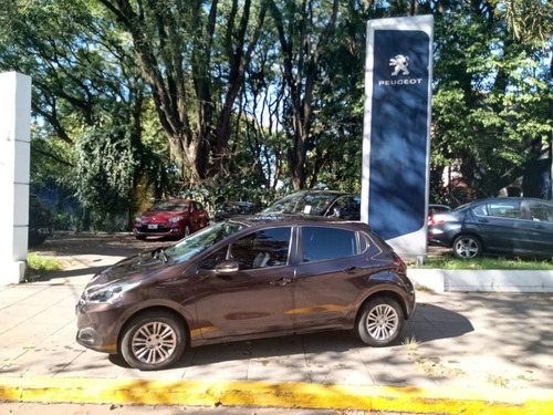 Peugeot 208 Allure 1.5 Touch
