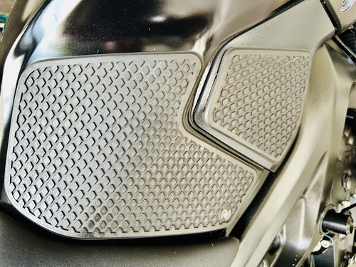 Yamaha Mt 09 Akrapovic Sliders
