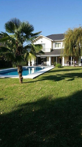 Imagen 5 de 9 de Casa En Venta En Belen De Escobar