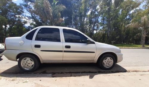 Chevrolet Corsa 1.7 D Gl