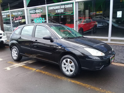 Ford Focus 1.6 Preto 2006
