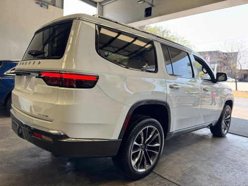 Jeep WAGONNER V8 5.7L
