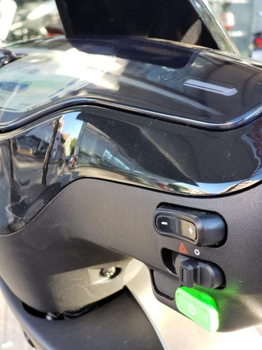 Imagen 3 de 7 de Moto Electrica, Nuuv M+