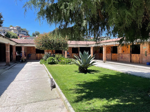 Casa En Venta En Acopilco En Privada Con Club Hípico.