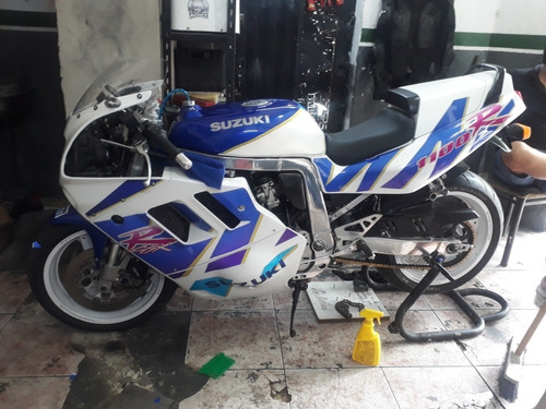 Suzuki Gsxr1100
