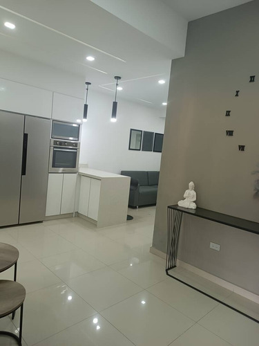 Imagen 6 de 17 de Marialba Giordano 04143417010 En Venta Hermosa Casa Amoblada En Agua De Canto-san Diego Cod 212517