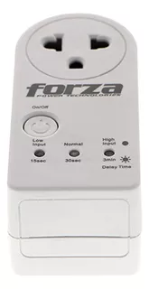 Protector De Voltage Forza 1500w, Enchufe 350° Fvp-1212b-ng Color Blanco