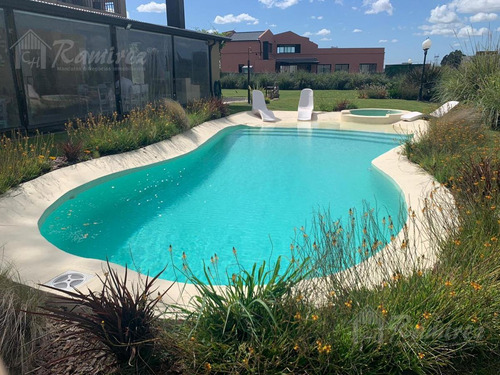 Excelente Casa 5 Amb. En Venta - Barrio La Alameda, Canning (e. Echeverria)