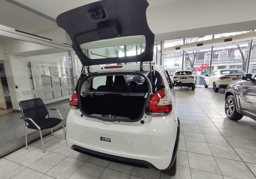 Imagen 6 de 15 de Fiat Mobi Like 1.0 Retiro Inmediato (*dr*)