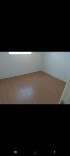 Apartamento 2 Quartos Sala Cozinha/serviço Banh. 1 V Garagem
