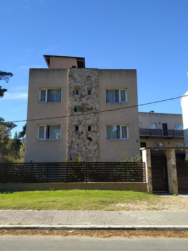 Departamento Pinamar De 2 Ambientes En Venta