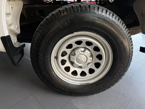 Chevrolet Silverado 4.3 V6 2500 Wt Doble Cabina 4x4 At