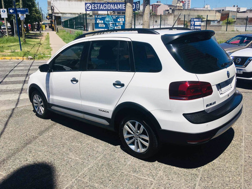 Volkswagen Suran 2019 1.6 Track