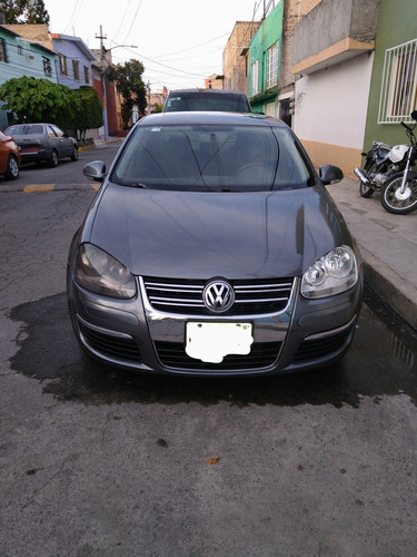 Imagen 2 de 12 de Volkswagen Bora Style 2.5 Automático