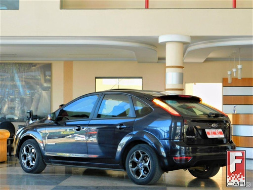 Imagem 3 de 10 de Ford Focus Titanium 2.0 16v Flex 5p Mec.