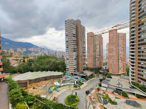Apartamento En Arriendo Las Palmas 472-7039