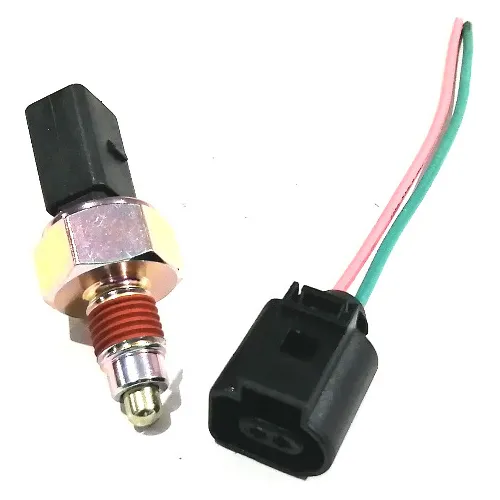 comprar Bulbo De Reversa + Arnés De Vw Bora Manual 2005 Al 2010