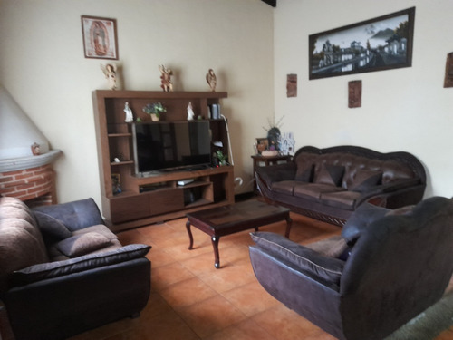 Imagen 2 de 9 de Vendo/ Rento Casa En Bella Vista Jocotenango