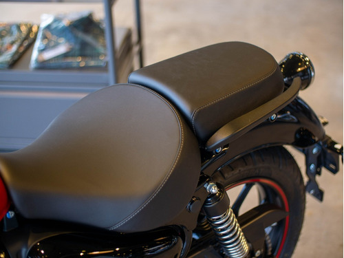 Imagen 11 de 25 de Royal Enfield Meteor Fireball Red Reserva Ya