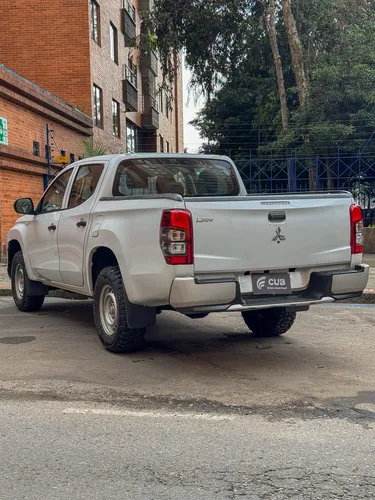 Mitsubishi L200 Fl Glx Mt 2400cc Td 4x4 2ab Abs Mod 2023