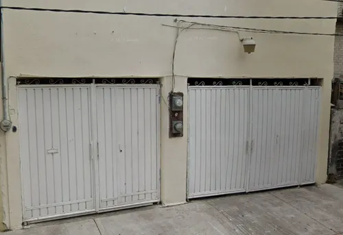 Casa En Venta Ubicada En Hugonotes, Miguel Hidalgo, Tláhuac, Cdmx. Sk04
