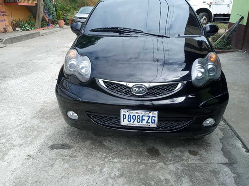 Imagen 2 de 7 de Byd F0 De Agencia