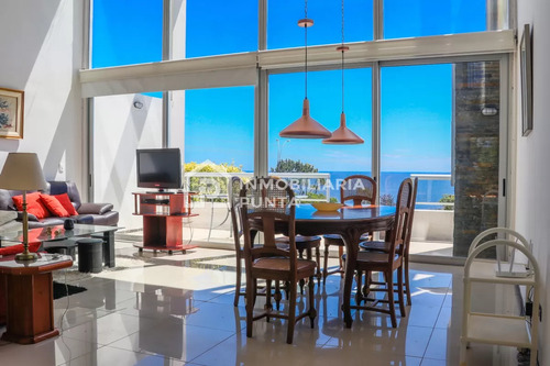 Apartamento En Venta Triplex Con Vista Al Mar En Punta Ballena