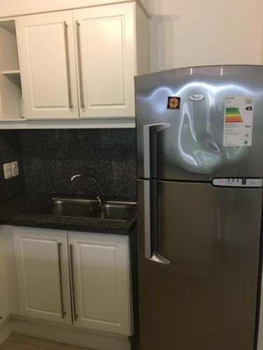 Imagen 12 de 17 de Apartamento En Edificio Con Buenos Servicios - Green Park