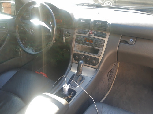 Imagen 8 de 18 de Bmw Serie 3 2005 2.0 320d Active Stept