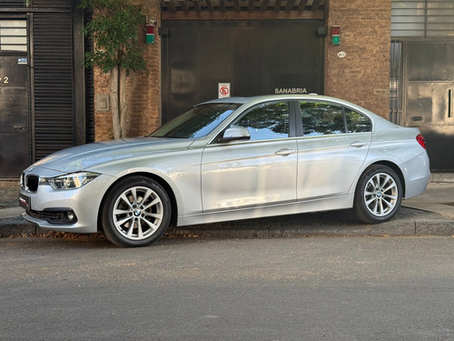 BMW Serie 3 2.0 320i Sedan Executive