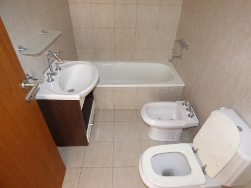 Imagen 16 de 22 de Importante Departamento En Venta En La Plata Dacal Bienes Raices