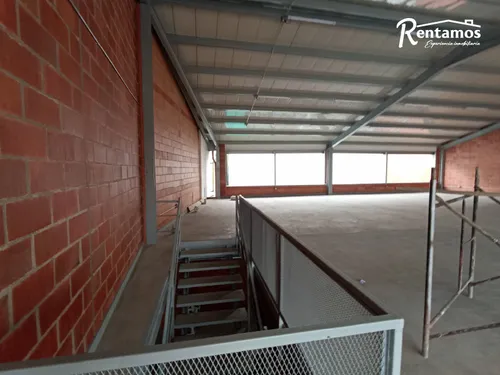 Local En Arriendo En Simón Bolívar. Cod A11531