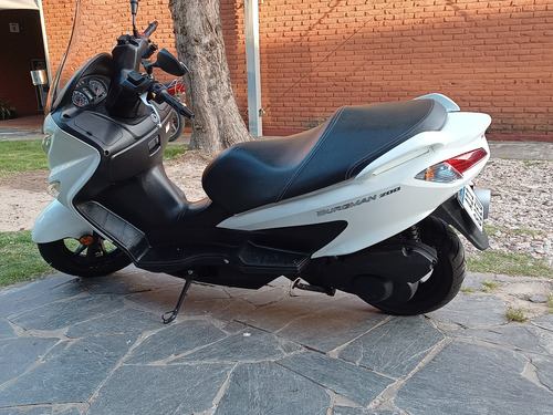 Suzuki Burgman 200