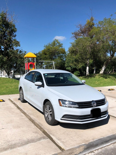Imagen 3 de 14 de Volkswagen Jetta Trenline 2.5 Std