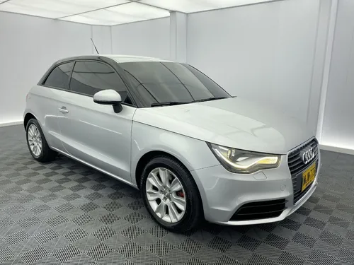 Audi A1 1.4 T TFS ATTRACTION