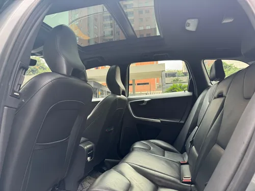Volvo XC60 2.0 T5 Awd Summum