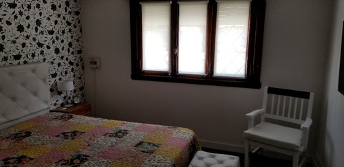 Imagen 7 de 16 de Chalet Excelente Reciclado Tres Ambientes Esquina En Excelente Ubicación La Perla