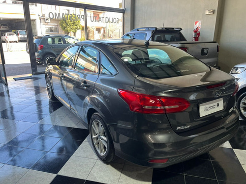 Ford Focus III 1.6 Sedan S