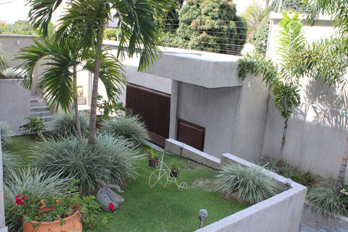 Casa En Venta Urb Altamira Lp