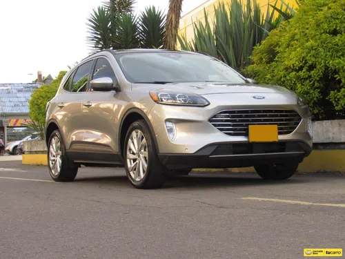 Ford Escape 2.5 Titanium Hev Tp 4x4
