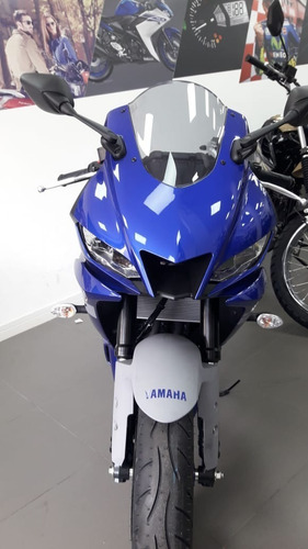 Imagem 3 de 8 de Yamaha R3