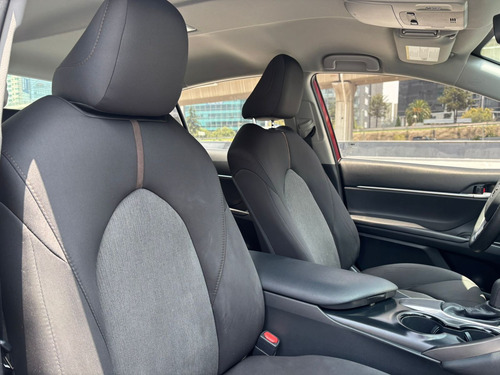 Toyota Camry 2.5 Le At