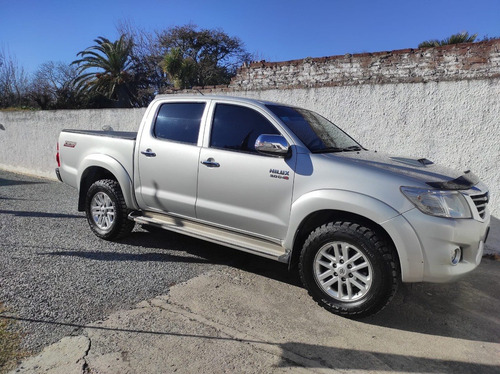 Imagen 3 de 9 de Toyota Hilux 2012 3.0 Cd Srv I 171cv 4x2